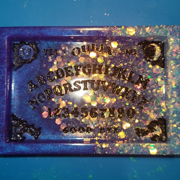 Custom Ouija Board Shaker/Keychain - Picture 4 of 4